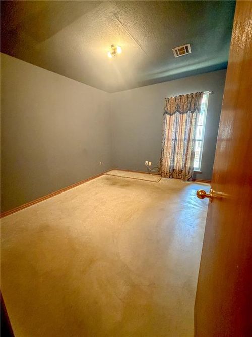 2020 Grassland Dr, Norman, OK, 73072-2970 | Card Image