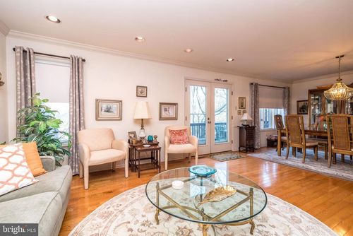 68 Amity Dr, Chesterbrook, PA, 19087-5508 | Card Image