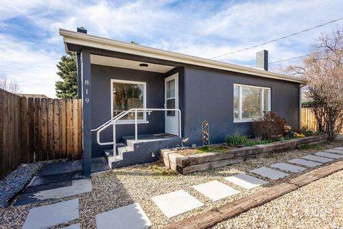 819 S Roosevelt St, Boise, ID, 83705-2151 | Card Image