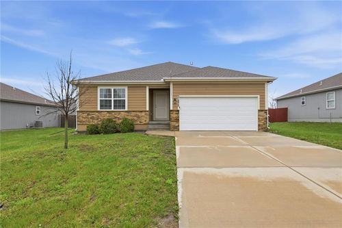 31875 W 171st Street, Gardner, KS, 66030 | Card Image
