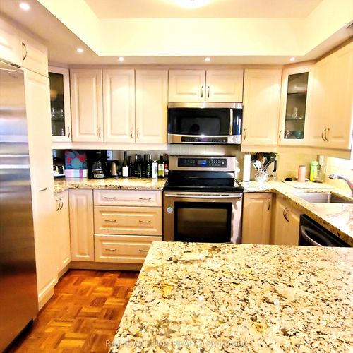 2614-1001 Bay St, Toronto, ON, M5S3A6 | Card Image