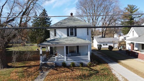 204 N Chicago St, Milford, IL, 60953-1010 | Card Image