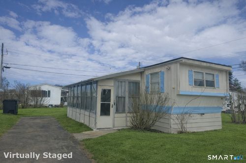 2 Montauk Rd, East Hartford, CT, 06118-2539 | Card Image