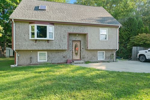 6 Jill Ct, Riverside, RI, 02915-1025 | Card Image