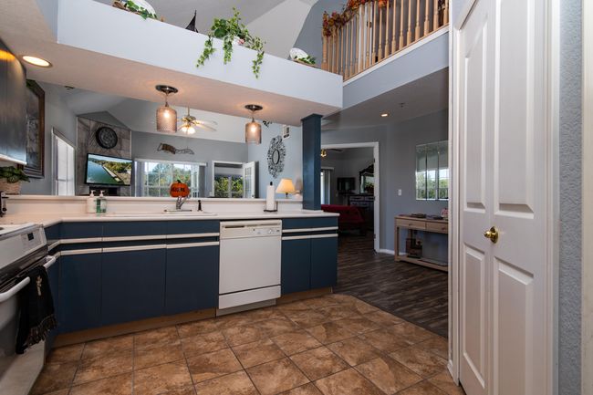 Kitchen | Image 5