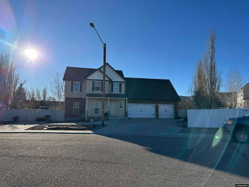 204 Corso Assisi, Rock Springs, WY, 82901-6886 | Card Image