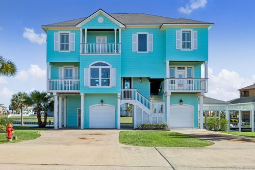 23 Fleming, Hitchcock, TX, 77563-3681 | Card Image