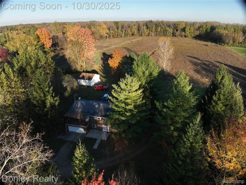 1300 N Van Dyke Rd, Marlette, MI, 48453-9573 | Card Image