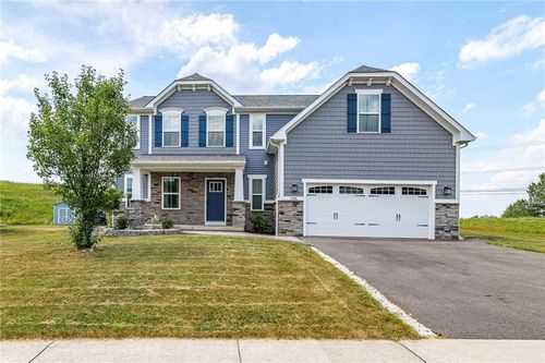 1086 Harlowe Ln, Farmington, NY, 14425-8806 | Card Image