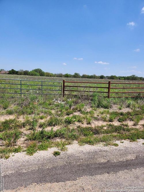 LOT 3 Cr 6723, Natalia, TX, 78059 | Card Image