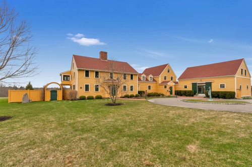 151 Dover Point Rd, Dover, NH, 03820-4611 | Card Image