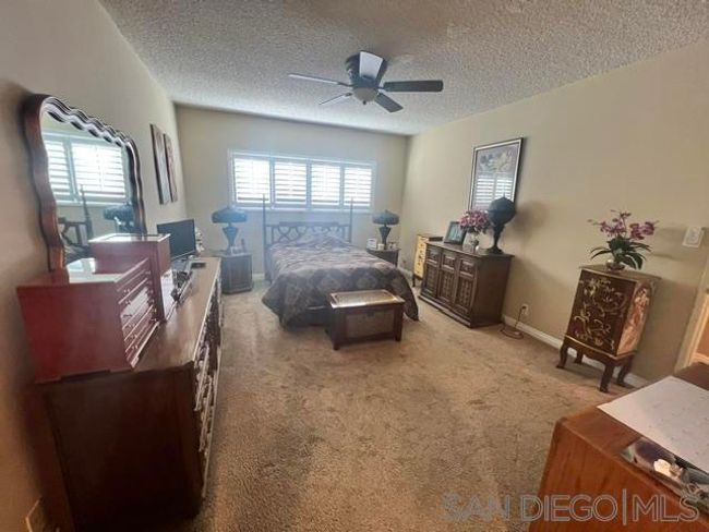 APT-207 - 4487 Colbath Ave, Condo with 2 bedrooms, 2 bathrooms and 2 parking in Sherman Oaks CA | Image 12