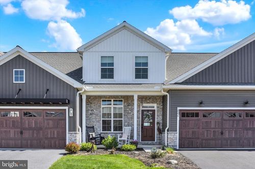 800 Aurora Dr, MECHANICSBURG, PA, 17055-7544 | Card Image