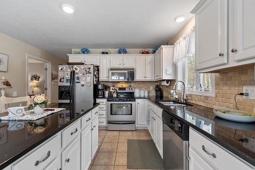 278 Oakham Rd, Barre, MA, 01005-9003 | Card Image