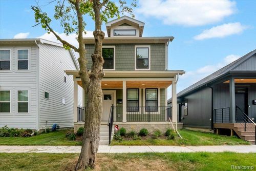 1742 Fischer St, Detroit, MI, 48214-2837 | Card Image