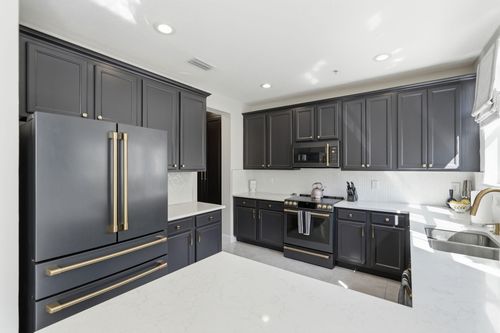 4-1717 Borrego Way, West Palm Beach, FL, 33401-8322 | Card Image