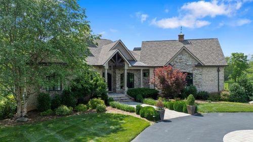 345 Fordes Crossing Dr, Bowling Green, KY, 42103-8023 | Card Image