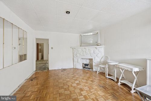 5630 N 11th St, PHILADELPHIA, PA, 19141-3608 | Card Image
