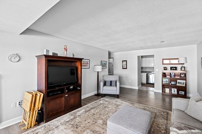 APT-404 - 9 Park Ave, Condo with 2 bedrooms, 2 bathrooms and 1 parking in Hull MA | Image 6