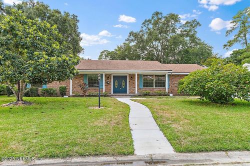 6870 La Loma Dr, JACKSONVILLE, FL, 32217-2612 | Card Image