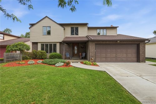 28 Chapel Lane, West Seneca, NY, 14224 | Card Image