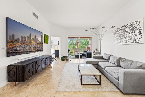 apt-243-100 Meridian Ave, Miami Beach, FL, 33139-7093 | Card Image