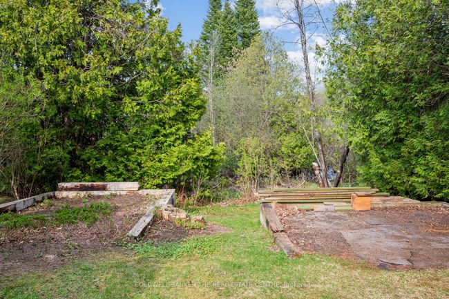 327 - 285 Crydermans Sideroad, House other with 2 bedrooms, 1 bathrooms and 2 parking in Georgina ON | Image 17