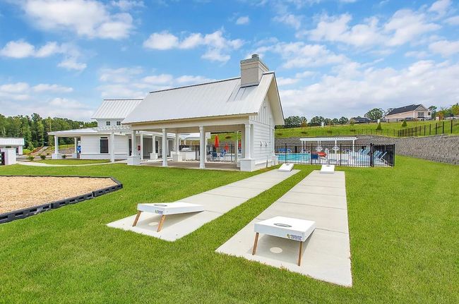 Resort style amenities | Image 25