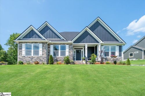 22 Chippewa Ct, Marietta, SC, 29661-9121 | Card Image