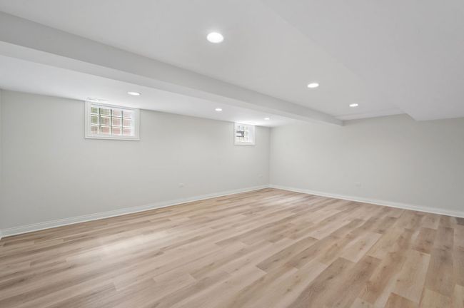 7810 N Neva Ave, House other with 4 bedrooms, 3 bathrooms and 1 parking in Niles IL | Image 38