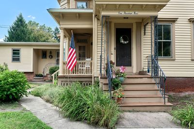 109 Hartford Avenue, Home with 6 bedrooms, 2 bathrooms and 5 parking in Wethersfield CT | Image 2