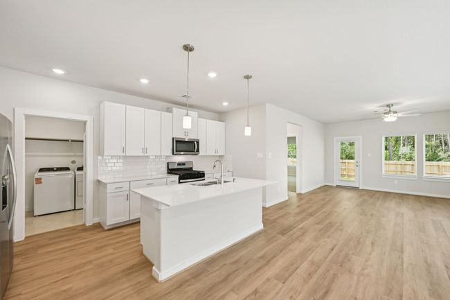 18668 Pressweood Way Dr, House other with 4 bedrooms, 3 bathrooms and 2 parking in New Caney TX | Image 11