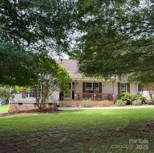 2511 Old Pond Dr, Lincolnton, NC, 28092-6110 | Card Image