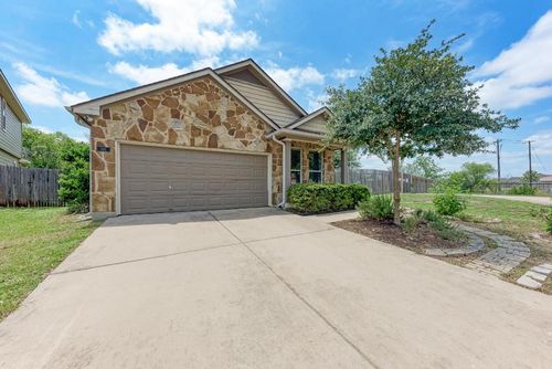 102 Silo St, San Marcos, TX, 78666-7781 | Card Image