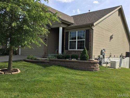 5301 Trailhead Ct, Eureka, MO, 63025-4051 | Card Image