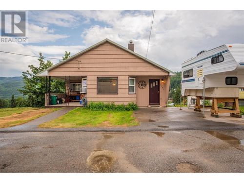 1585 Dunn Cres, Rossland, BC, V0G | Card Image