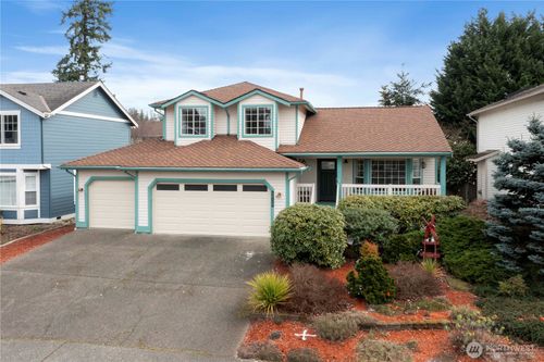 28120 236th Ave Se, Maple Valley, WA, 98038-8174 | Card Image