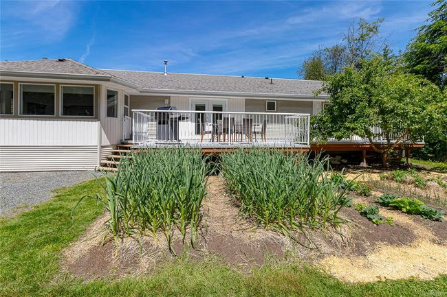 2380 Fowler Rd, House other with 3 bedrooms, 2 bathrooms and 8 parking in Qualicum Beach BC | Image 42