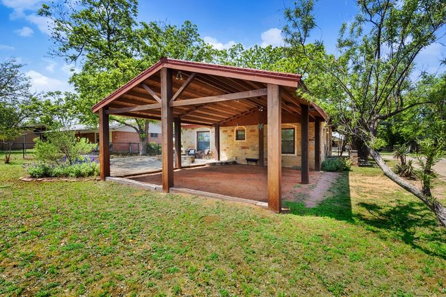 805 Wheeler St, Home with 2 bedrooms, 1 bathrooms and 2 parking in Mason TX | Image 36
