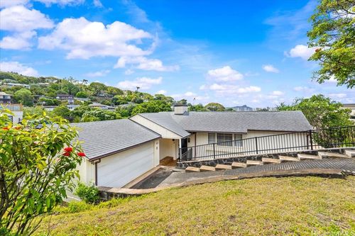 2021 Mott-Smith Dr, Honolulu, HI, 96822-2509 | Card Image