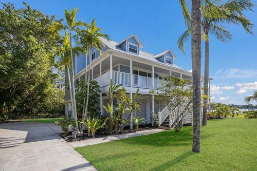 409 84th St Nw, BRADENTON, FL, 34209-9726 | Card Image