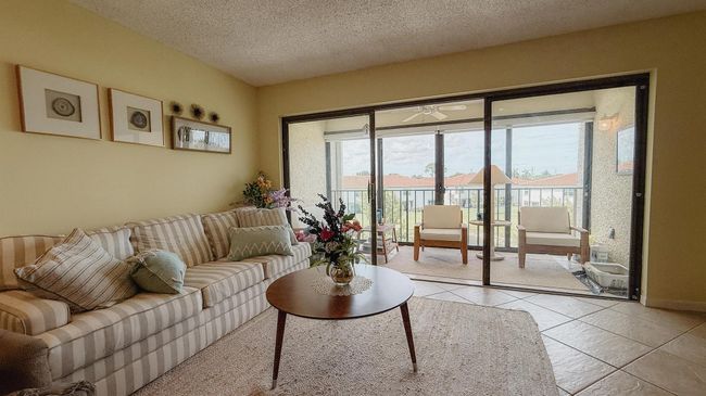 APT-303 - 4090 Tivoli Ct, Condo with 2 bedrooms, 2 bathrooms and null parking in Lake Worth FL | Image 27