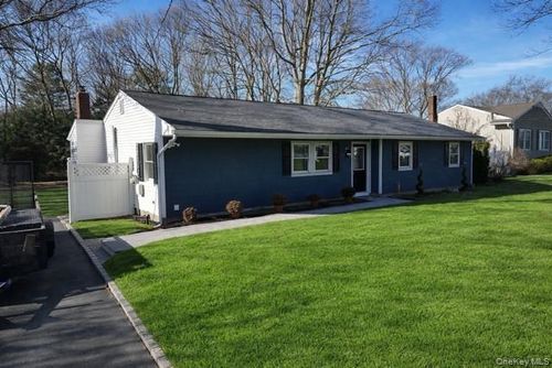 78 Juniper Ave, Ronkonkoma, NY, 11779-5926 | Card Image