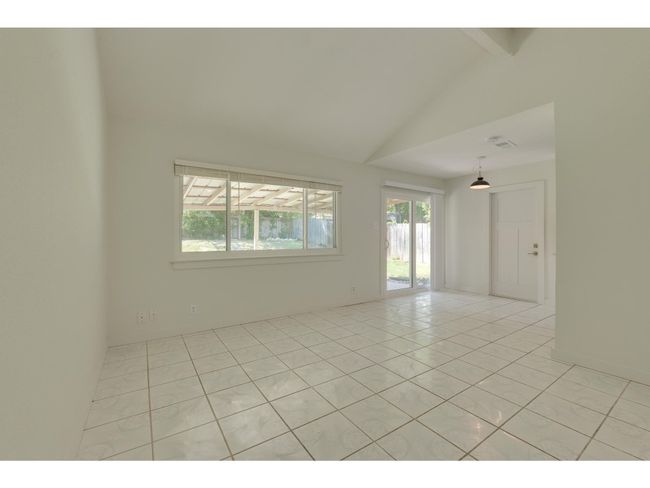 6112 Glen Meadow Dr, House other with 4 bedrooms, 2 bathrooms and 2 parking in Austin TX | Image 8