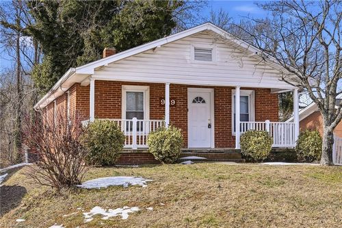 949 Council St, High Point, NC, 27262-3749 | Card Image