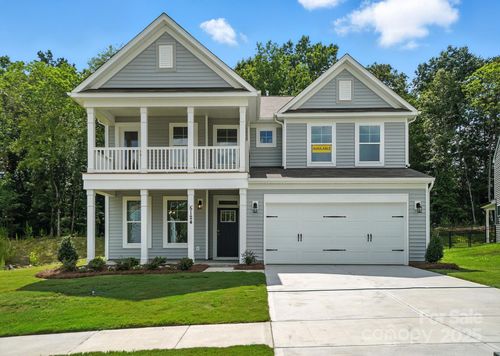 5124 Heathland Dr, Charlotte, NC, 28215 | Card Image