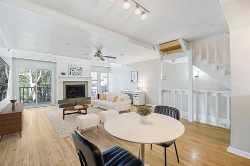 b4-6808 Eastridge Dr, Dallas, TX, 75231-6869 | Card Image