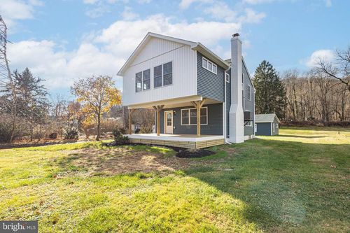 1434 River Rd, UPPER BLACK EDDY, PA, 18972-9718 | Card Image