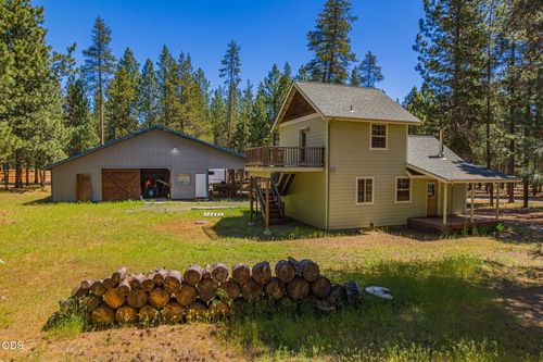 51922 Read Loop, La Pine, OR, 97739-9466 | Card Image