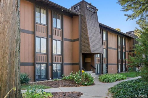 apt-301-1724 Grove Rd, Ypsilanti, MI, 48198-6653 | Card Image